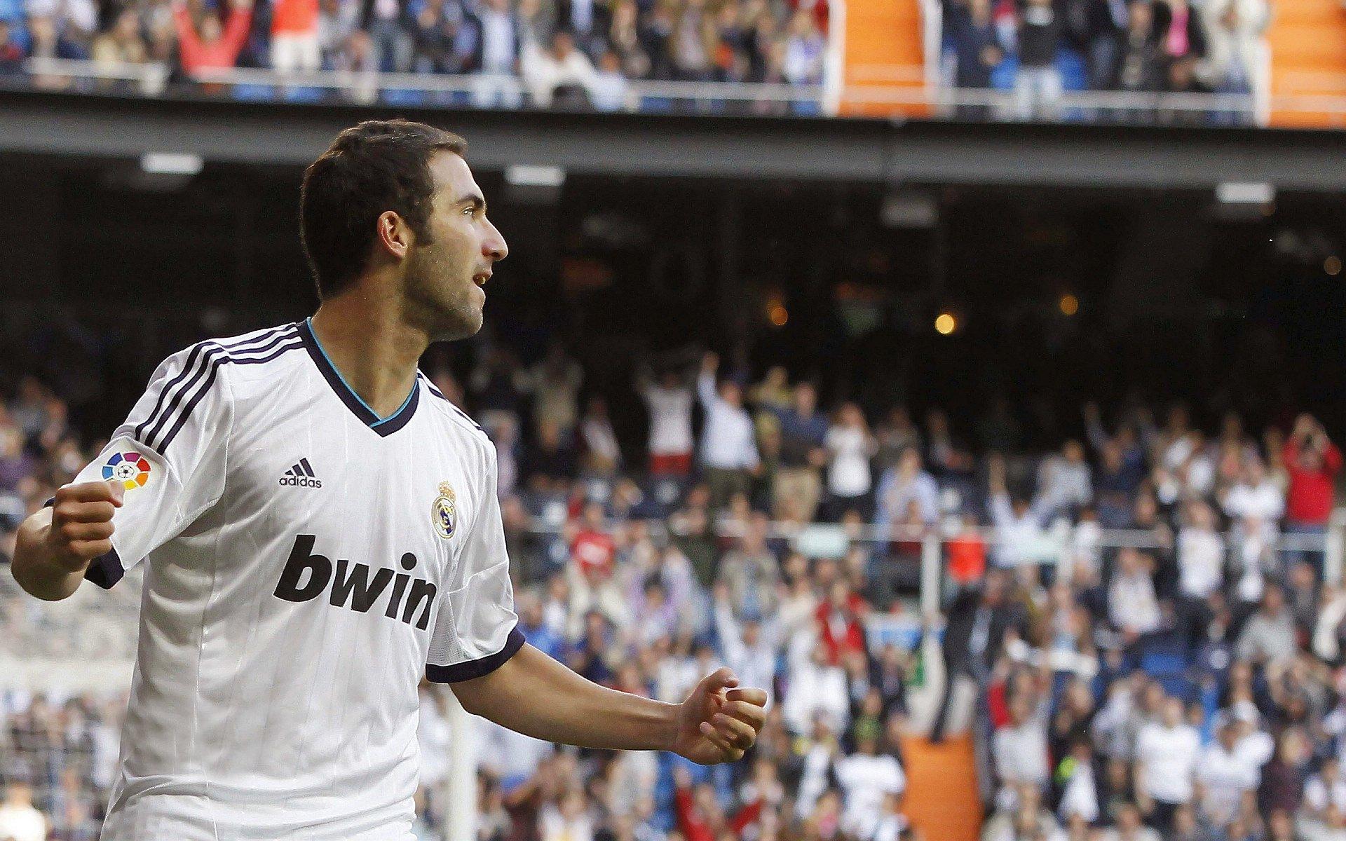 大岩刚坦言首战紧张 锋线核心缺席训练但确定出战中国