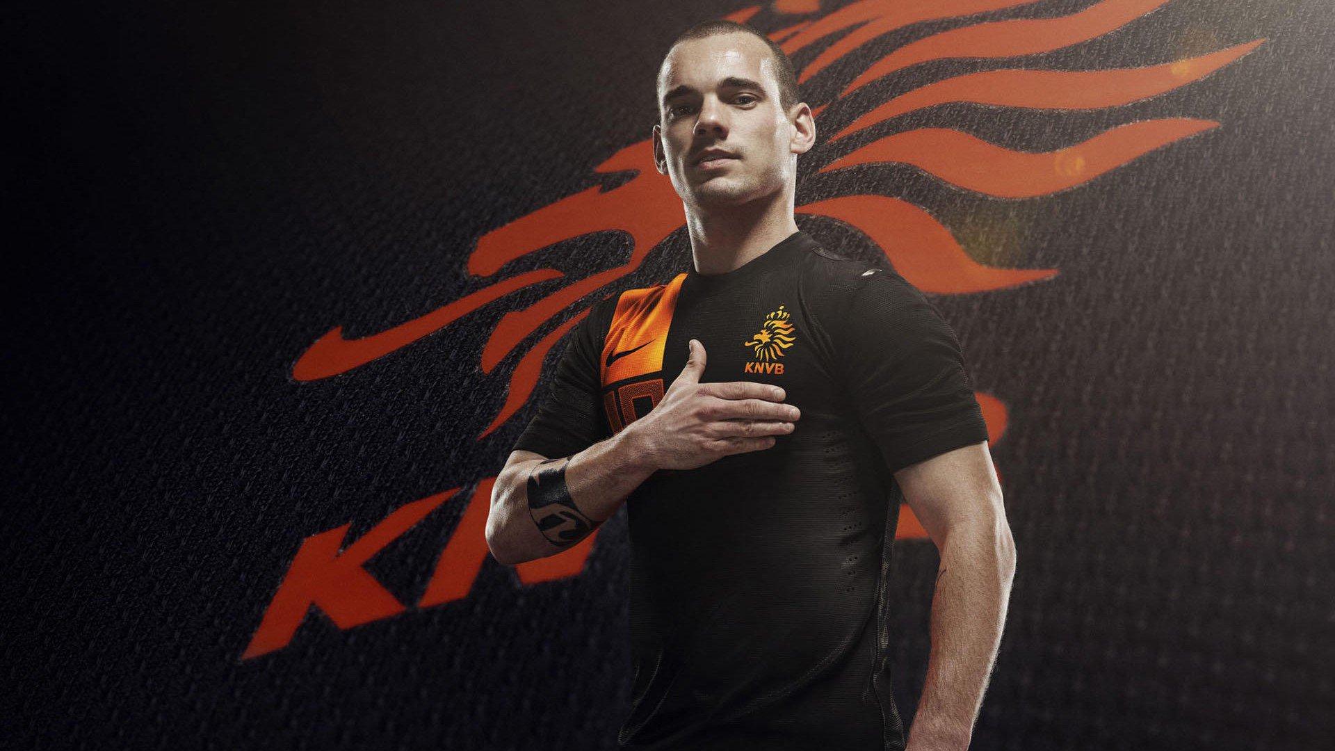 大岩刚坦言首战紧张 锋线核心缺席训练但确定出战中国